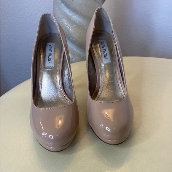 Steve Madden Nude Pumps size 9 - Picture 3 of 7
